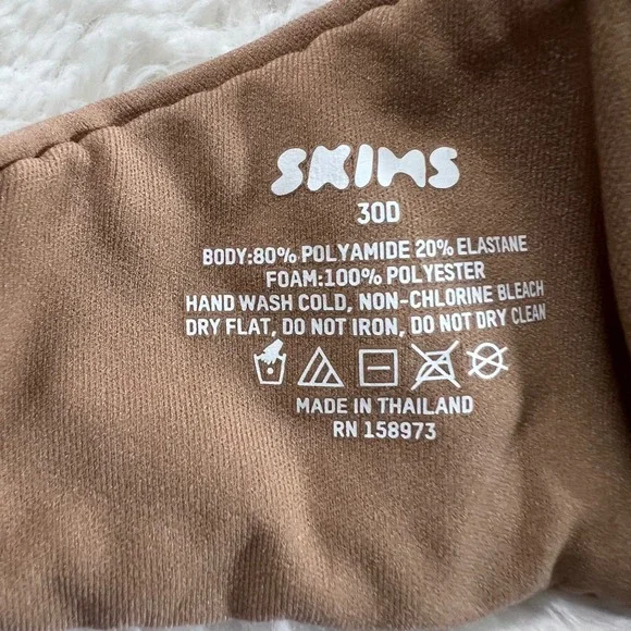 SKIMS Fits Everybody T-Shirt Bra Brown Underwire Size 30D RN158973 NWOT - Picture 8 of 10
